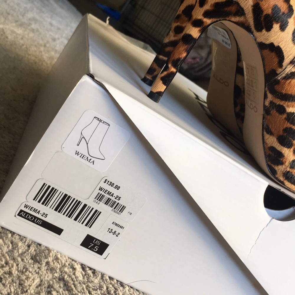Leopard Stiletto dress bootie - Picture 5 of 5